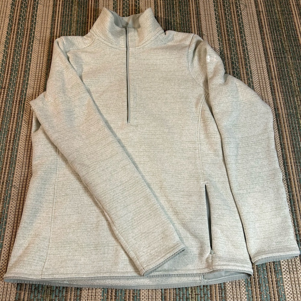 Under Armour quarter zip sweat shirt